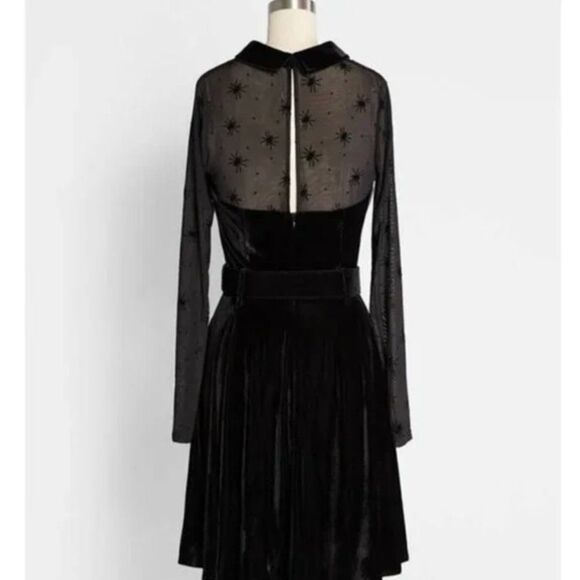 MODCLOTH x COLLECTIF Sucker For Spiders Velvet Dress Black - Picture 2 of 7